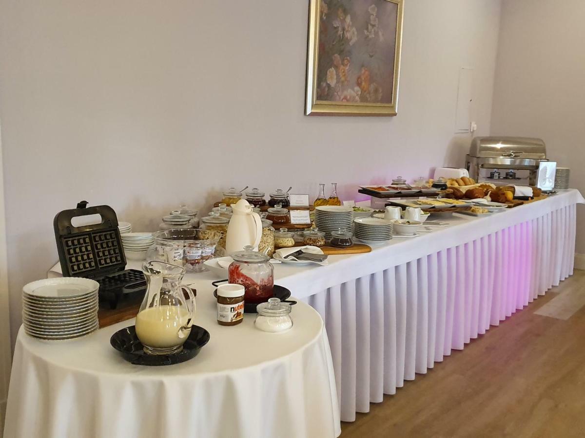 Basniowa 호텔 Wyszków 외부 사진